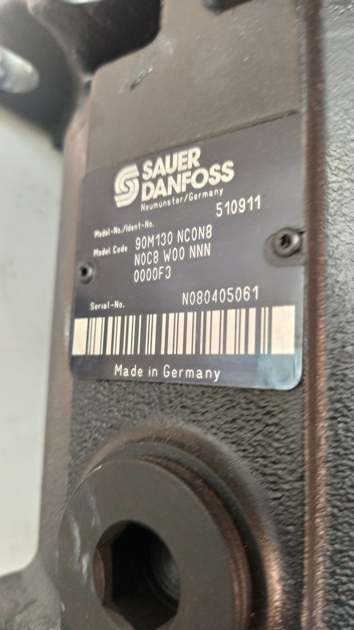 Kolben Sale with Warranty Danfoss Motor 90M130NC0N8N0C8W00NNN